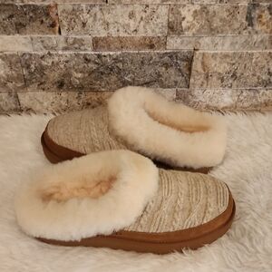 UGG Cozy Women's Cream/ Tan  Faux-Shearling Lined Slipper
